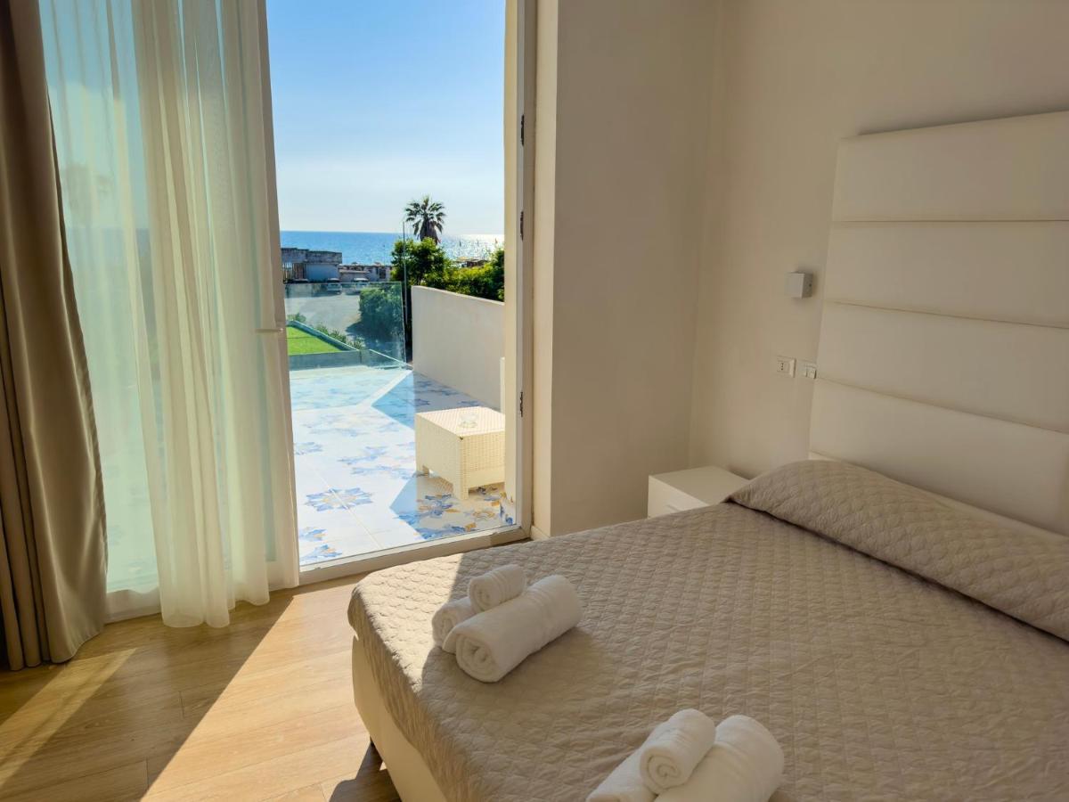 Hotel Artemide Mare 3*