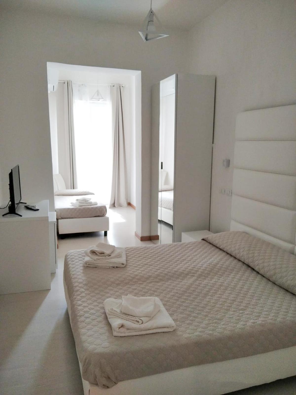 Artemide Mare Hotel 3*