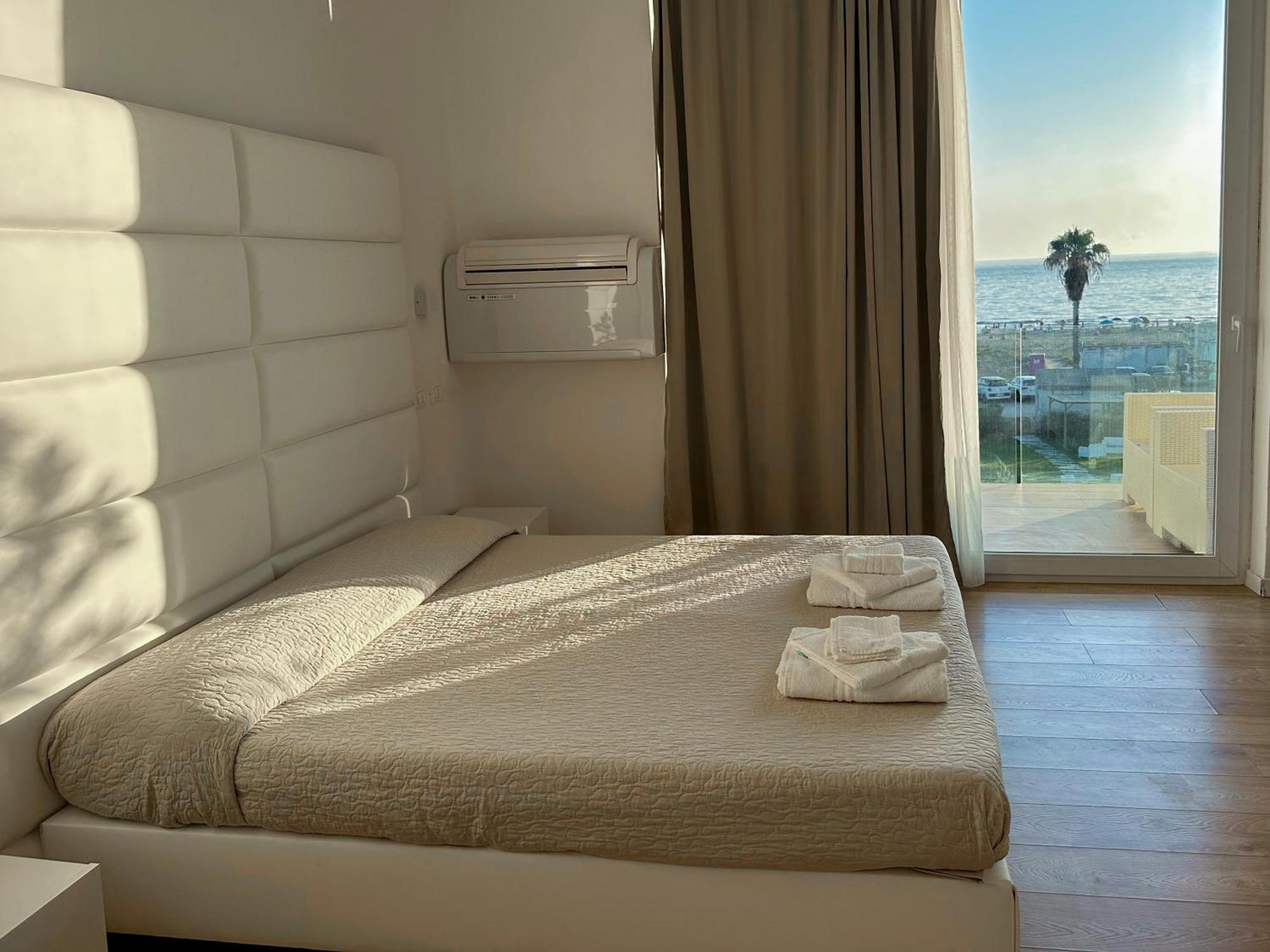Hotel Artemide Mare Paestum