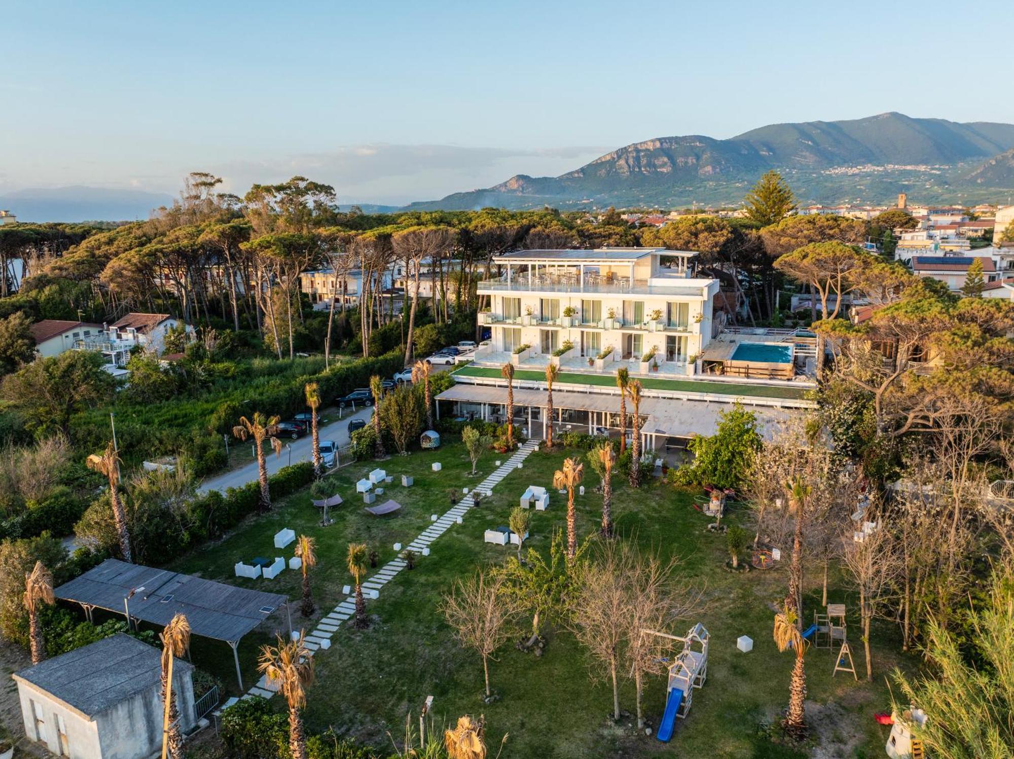 Hotel Artemide Mare Paestum